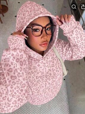 Brand New Tagless Women's Pink Animal Print Hoodie Size M